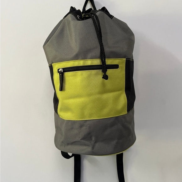 Stylish Gray and Black Men's Backpack - Picture 3 of 6